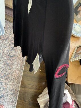 Lululemon Swiftly Tech Long Sleeve | Cleveland Cavaliers | Black | Size 6 | NWT